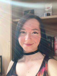 Rose Bellatore - Író